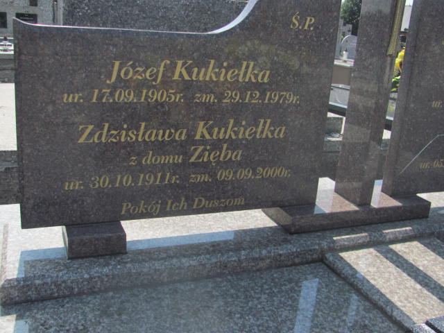 Stefan Tinz 1912 Trześń - Grobonet - Wyszukiwarka osób pochowanych