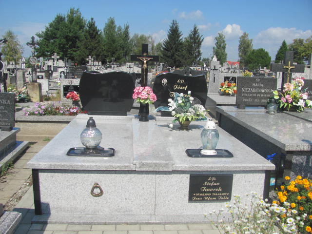 Grób Józef Tworek