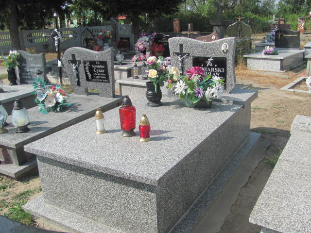 Grób Zdzisław Winiarski